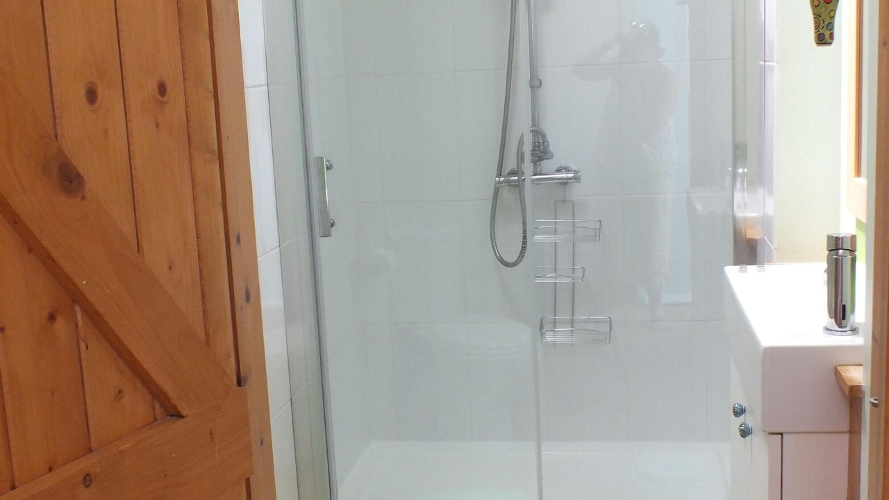 Photo of Bathroom in Widemouth Bay
