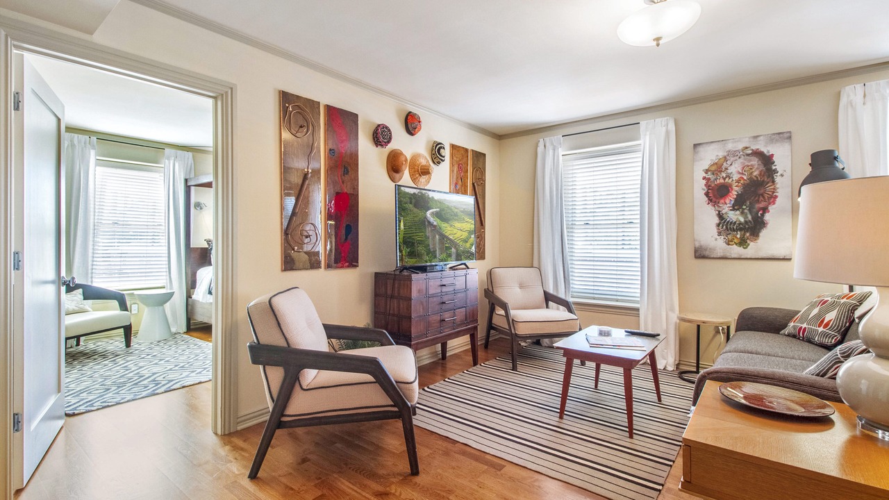 Photo of Livingroom in Midtown