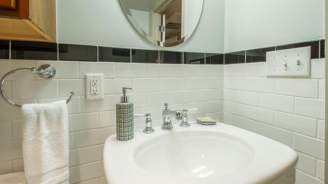 Photo of Bathroom in Midtown