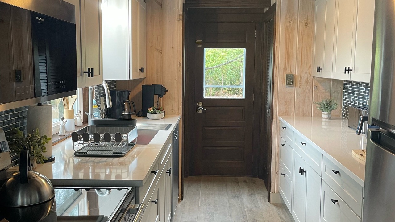 Photo of Kitchen in Hall Quarry