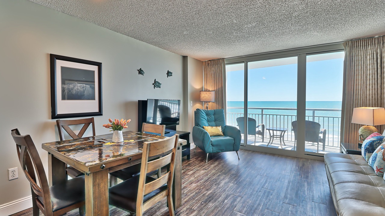 Photo of Livingroom in Downtown Myrtle Beach