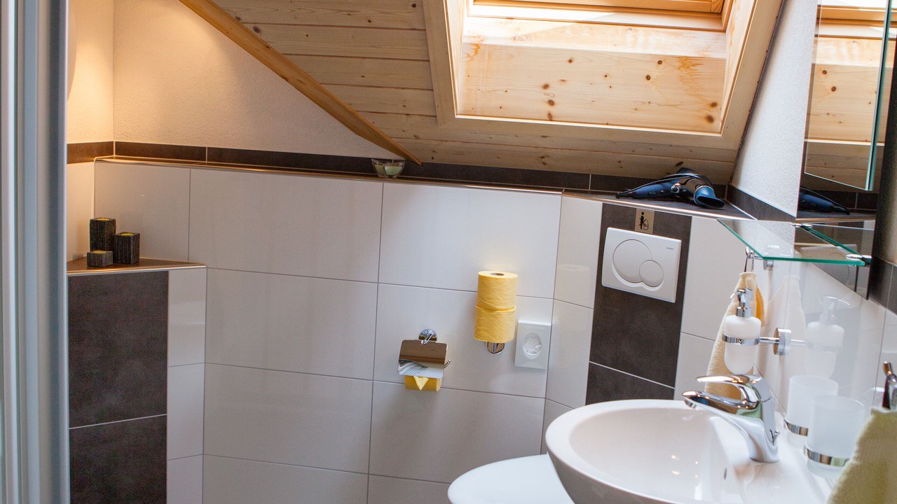 Photo of Bathroom in Gross