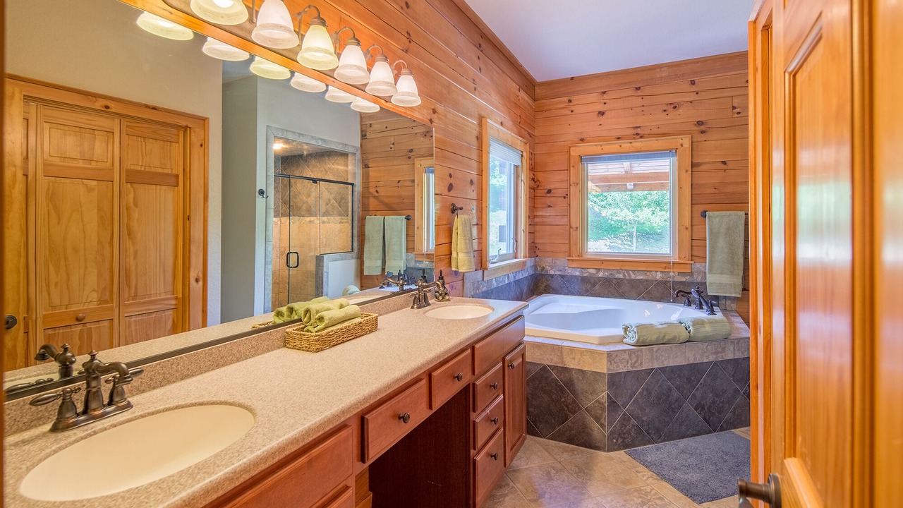 Photo of Bathroom in Waynesville