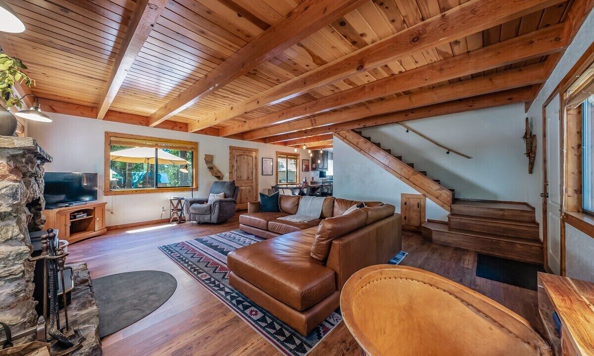 Photo of Bedroom in Shaver Lake