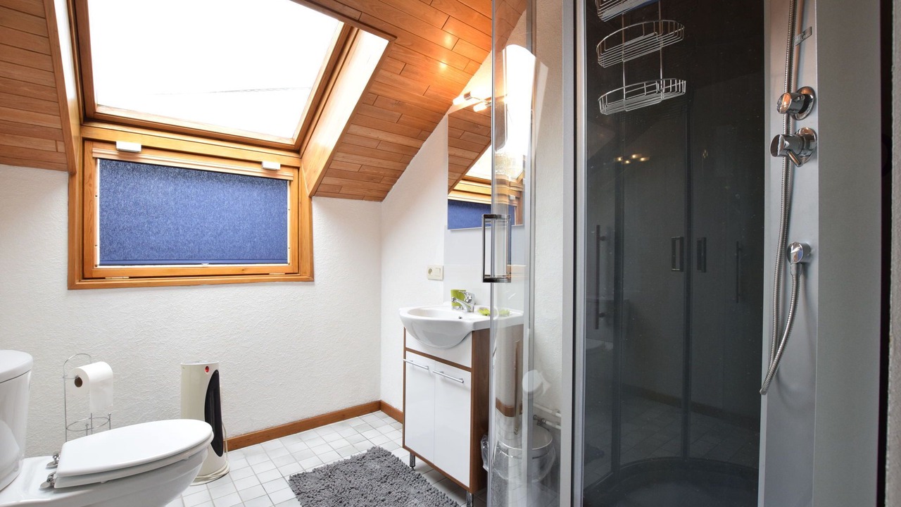 Photo of Bathroom in Champlon