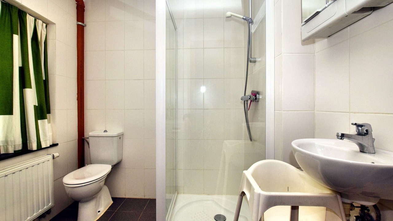 Photo of Bathroom in Commanster