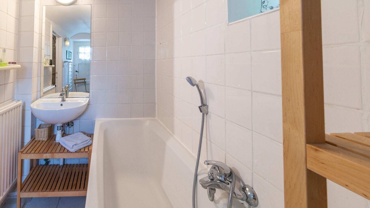 Photo of Bathroom in Pont-a-Lesse