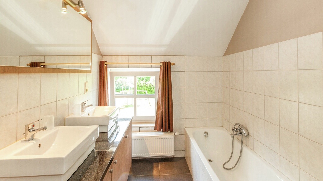 Photo of Bathroom in Bomal-sur-Ourthe