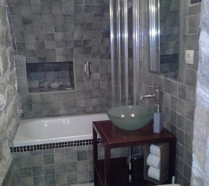 Photo of Bathroom in Pitve