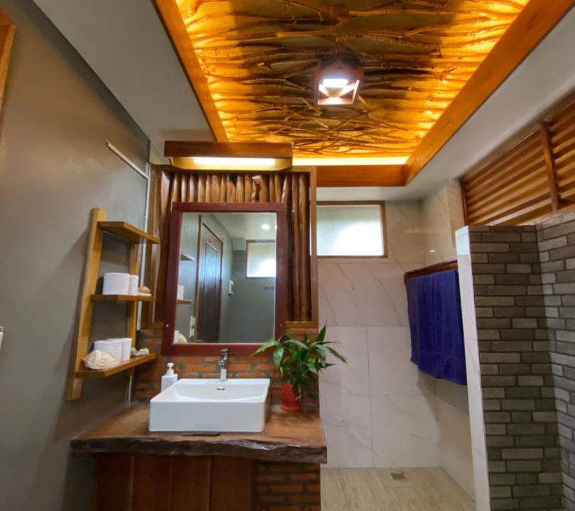 Photo of Bathroom in Koh Rong Sanloem
