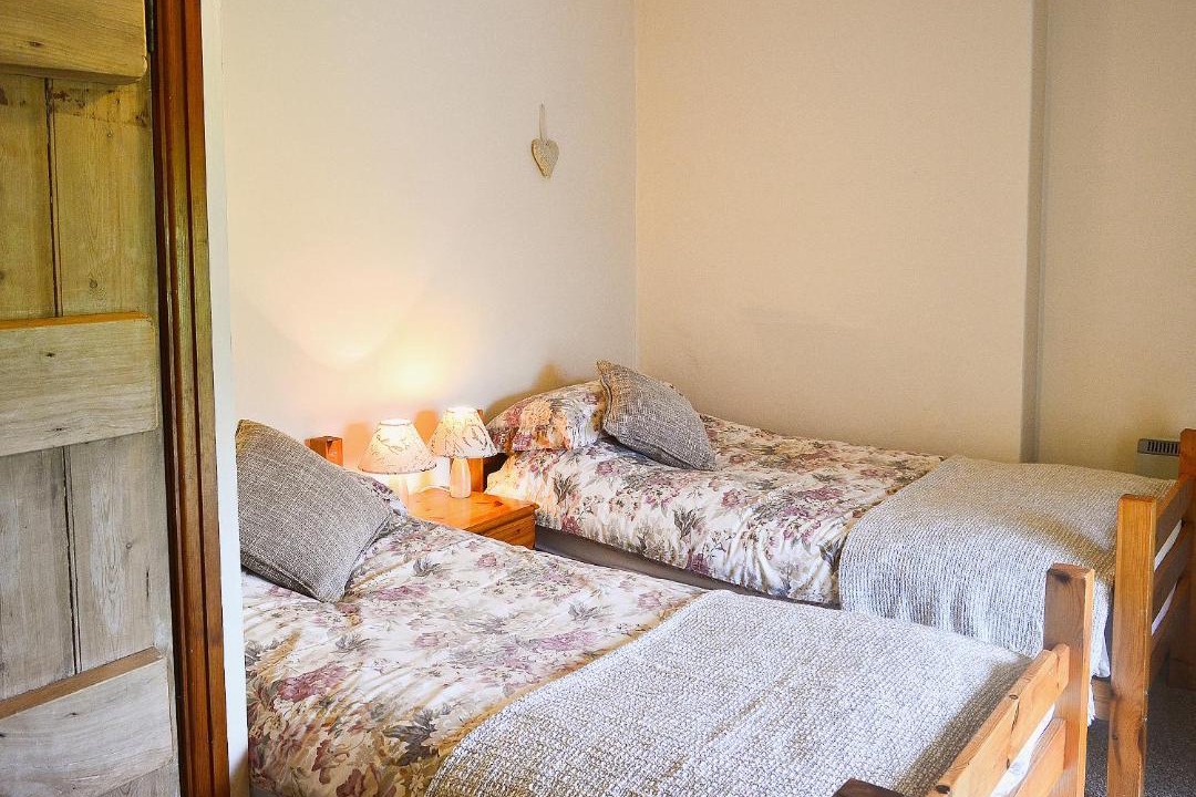 Photo of Bedroom in Llangian