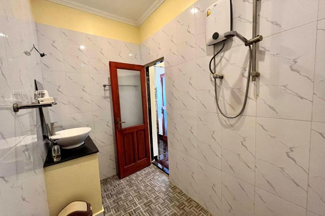 Photo of Bathroom in Srae Ambel