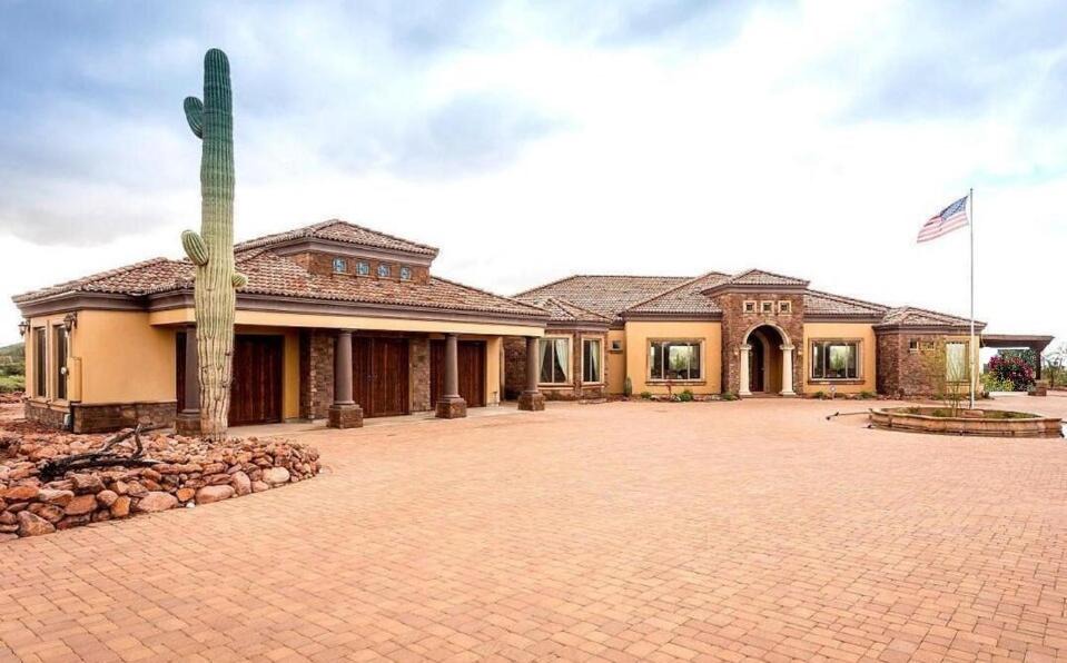 Photo of Others in Apache Junction