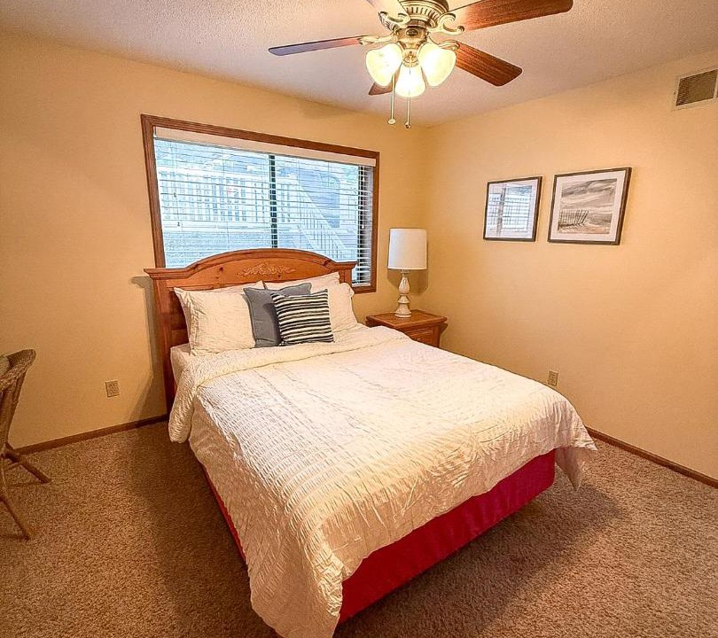 Photo of Bedroom in Camdenton