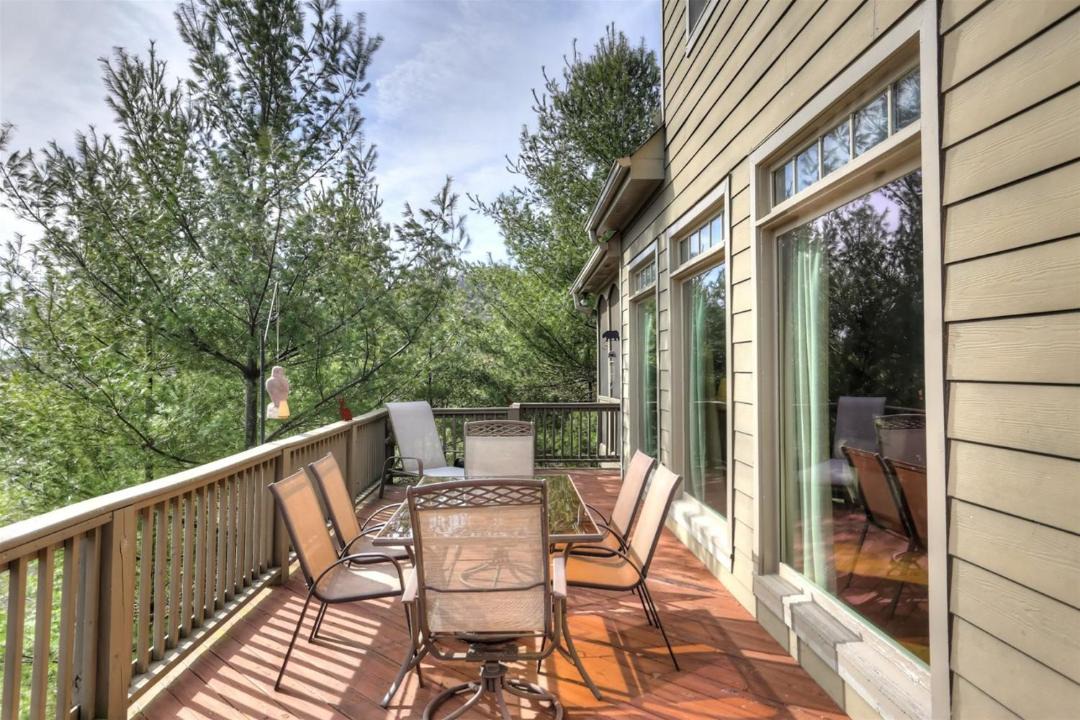 Photo of Patio Balcony in Big Canoe