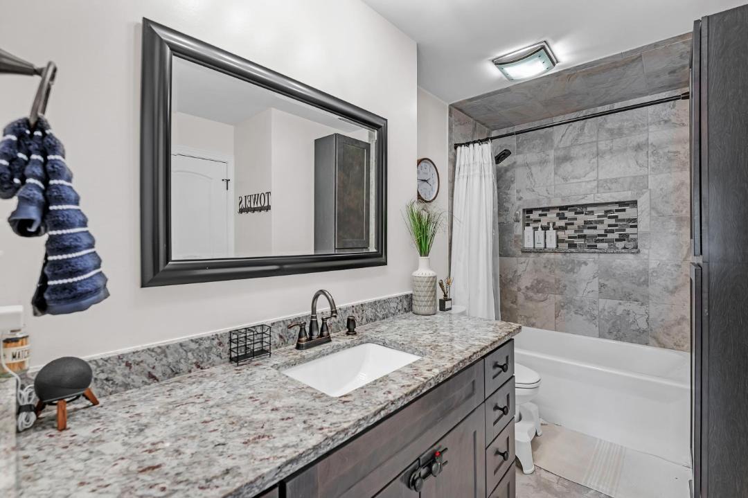 Photo of Bathroom in Orland Hills