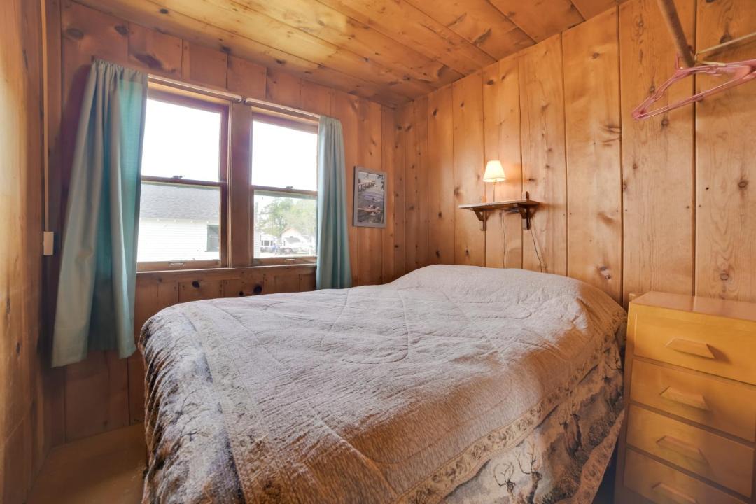Photo of Bedroom in Cedarville