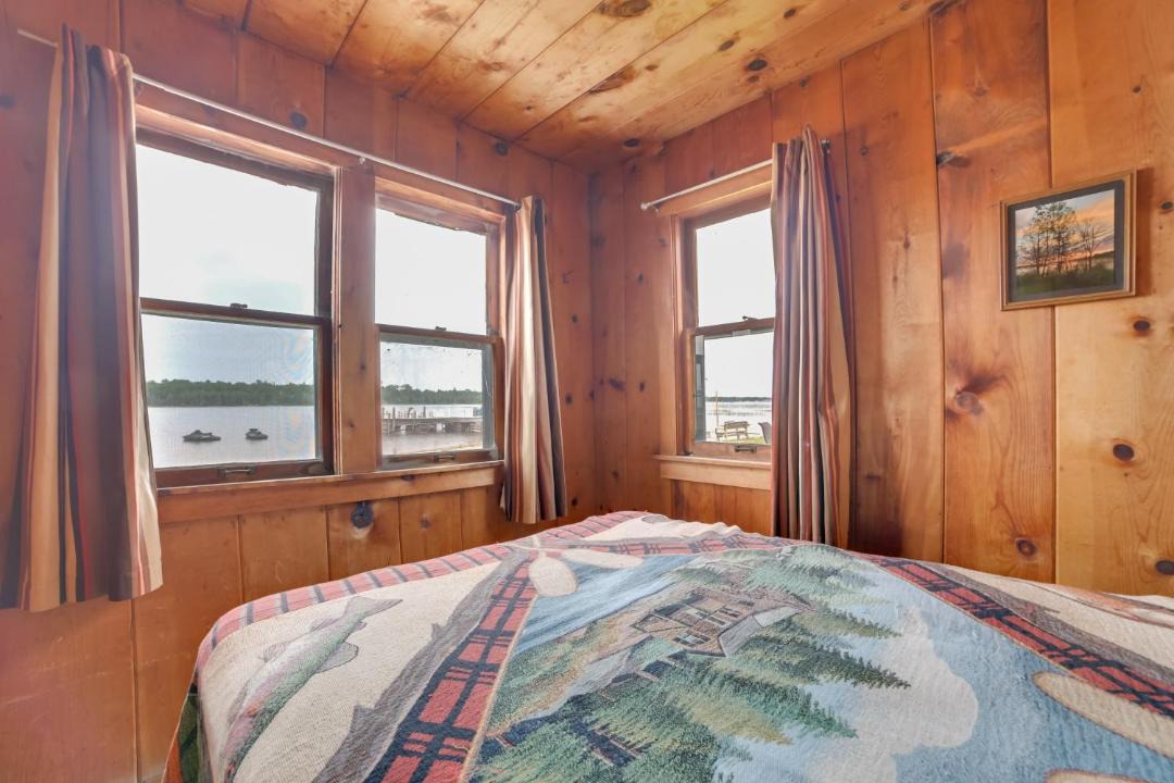 Photo of Bedroom in Cedarville