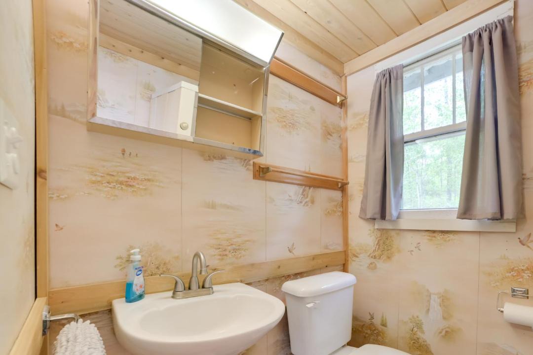 Photo of Bathroom in Cedarville