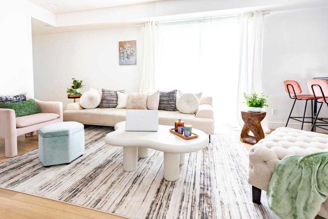 Photo of Livingroom in Mid City