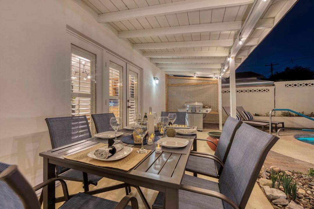 Photo of Patio Balcony in Papago Parkway