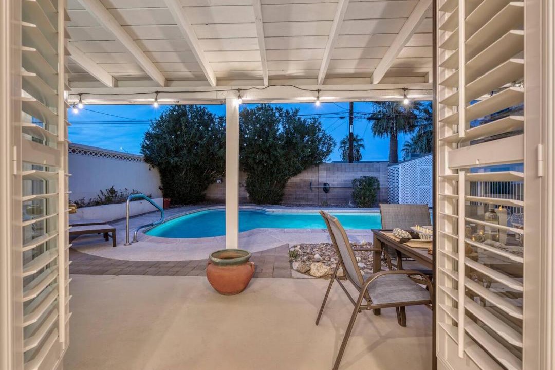 Photo of Patio Balcony in Papago Parkway