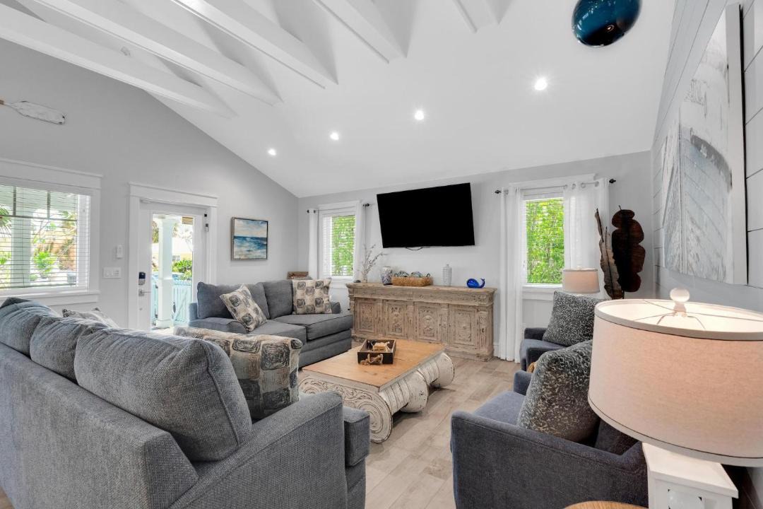 Photo of Livingroom in Siesta Key Village