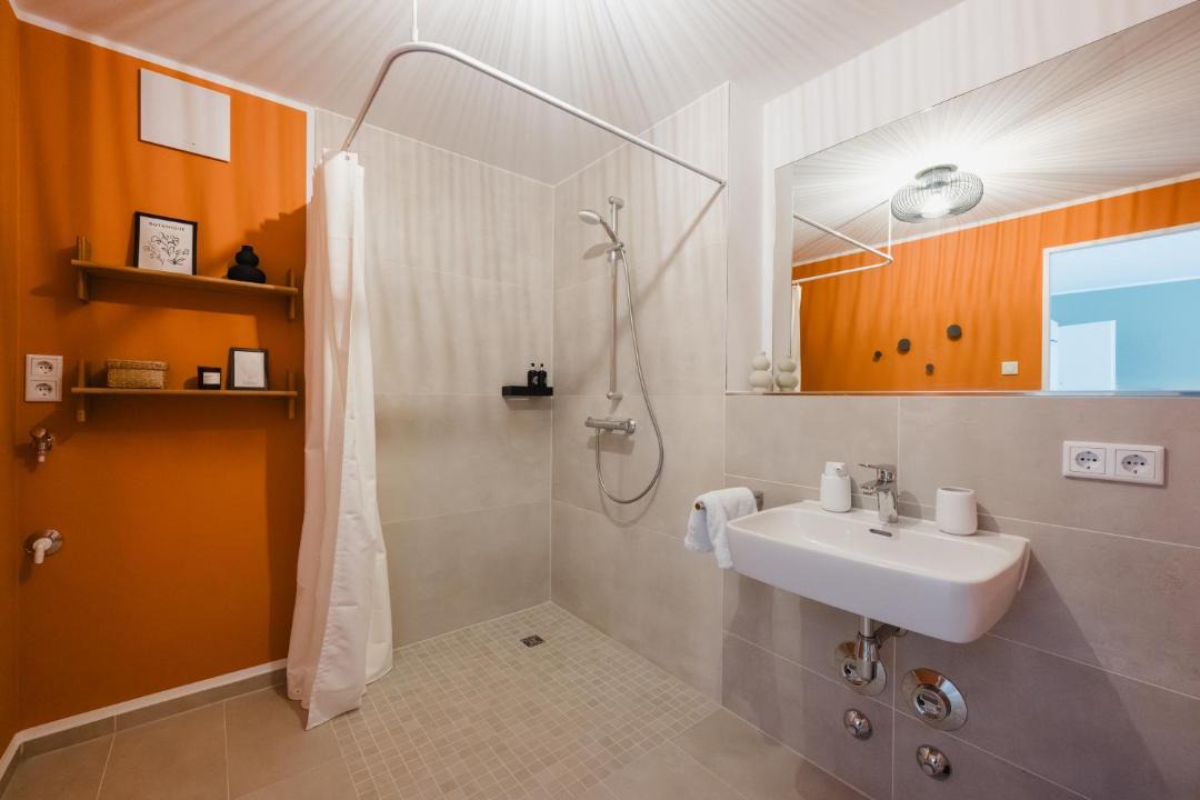 Photo of Bathroom in Duissern