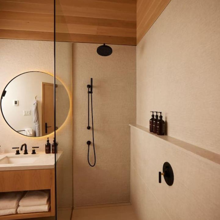 Photo of Bathroom in Algonquin Highlands