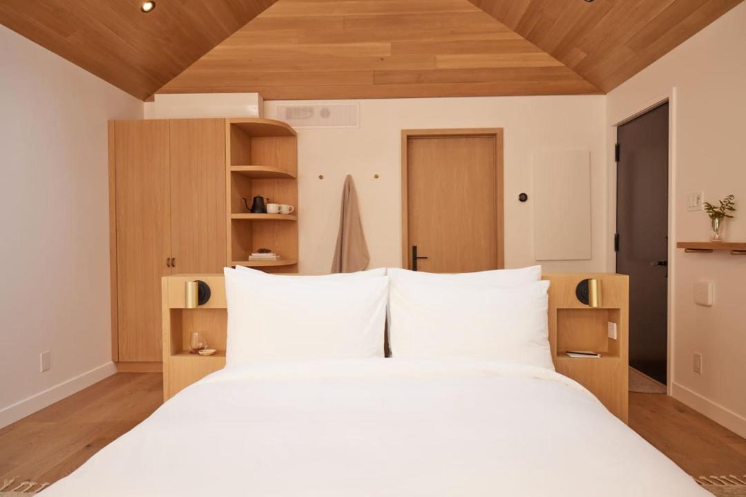 Photo of Bedroom in Algonquin Highlands