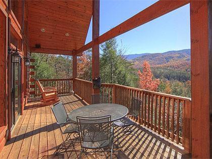 Photo of Patio Balcony in Gatlinburg - Pigeon Forge