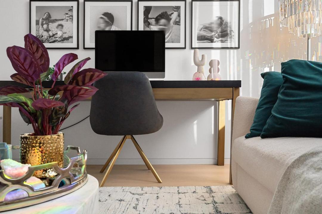Photo of Livingroom in Kew