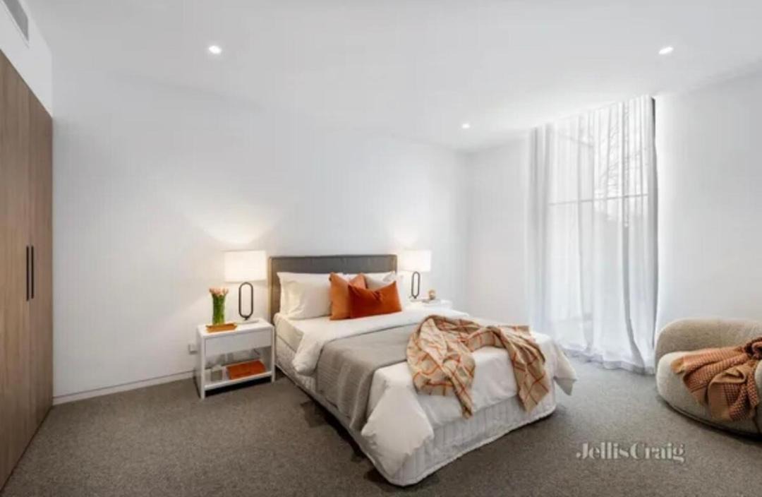 Photo of Bedroom in Kew