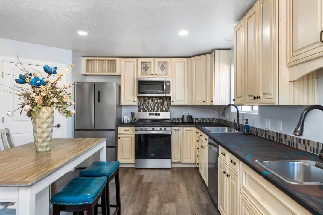 Photo of Kitchen in Colorado City