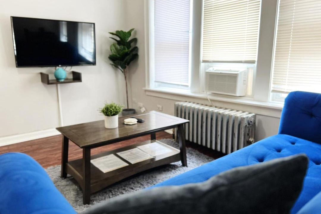 Photo of Livingroom in Rogers Park
