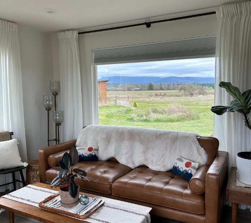 Photo of Livingroom in Port Angeles