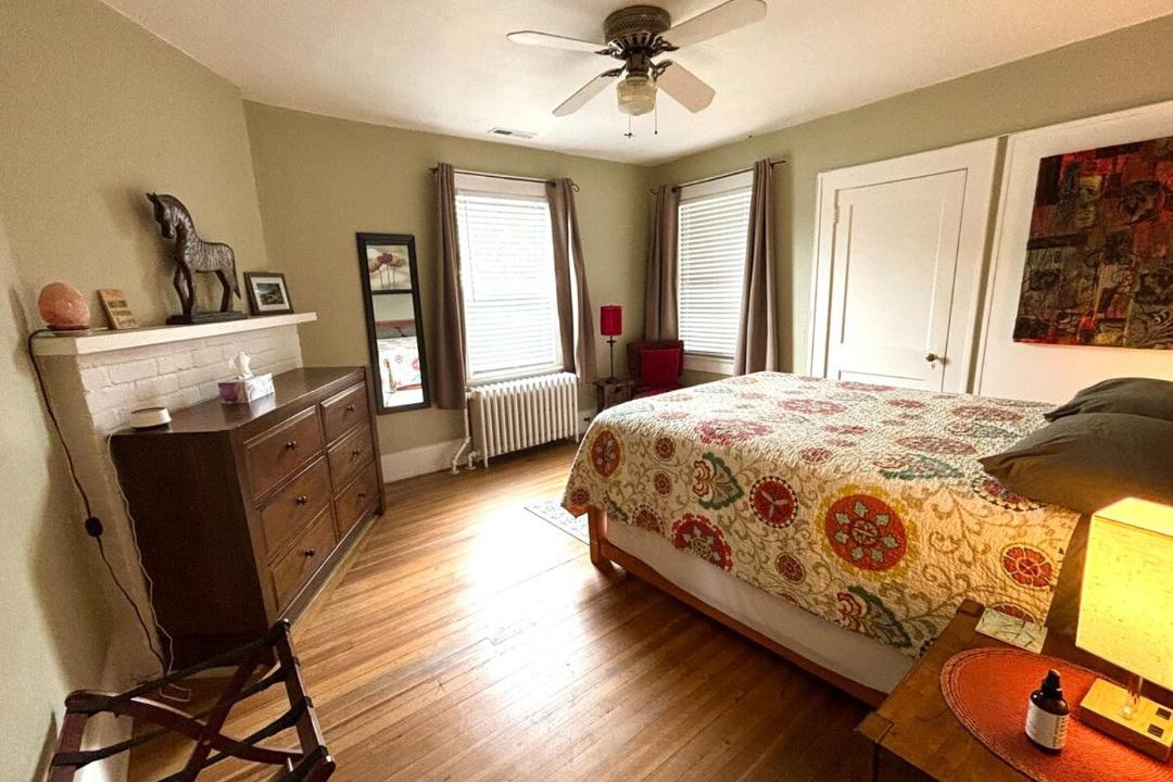 Photo of Bedroom in Downtown Asheville