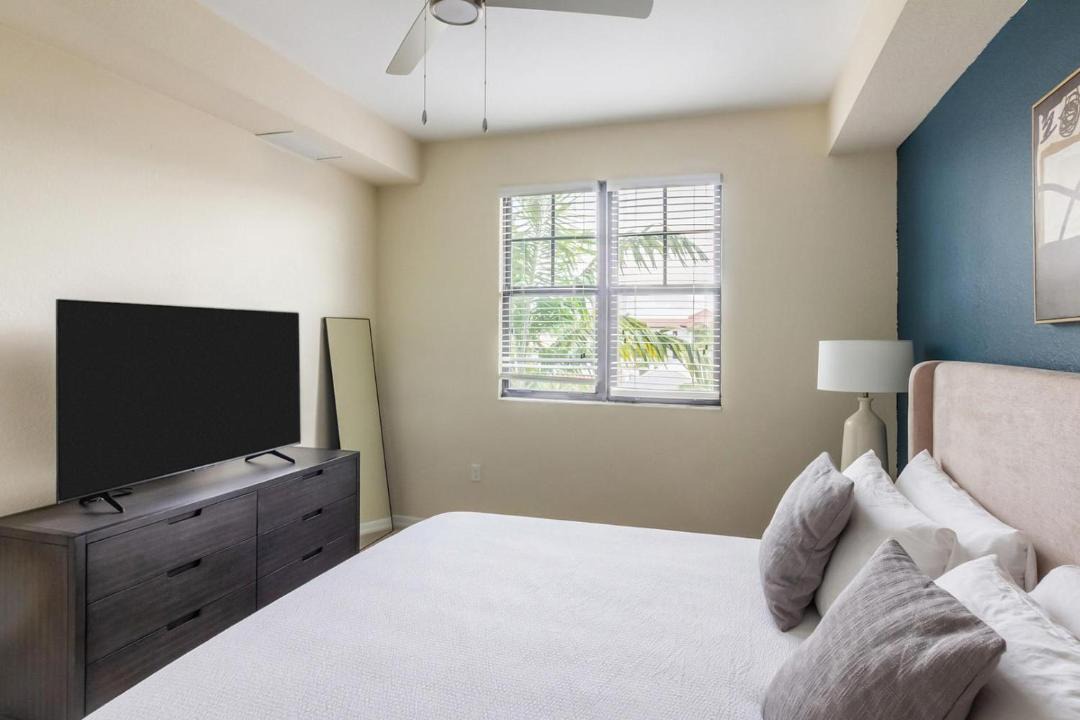 Photo of Bedroom in Miramar