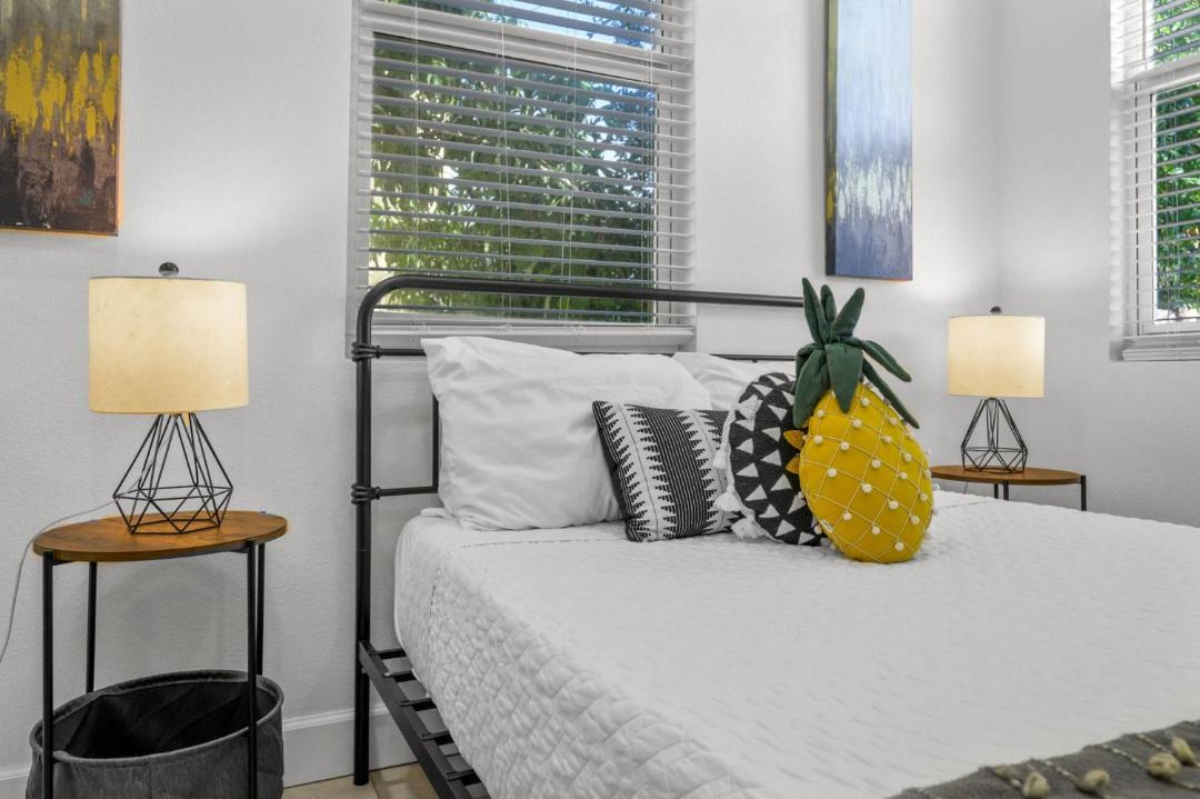 Photo of Bedroom in Gillespie Park
