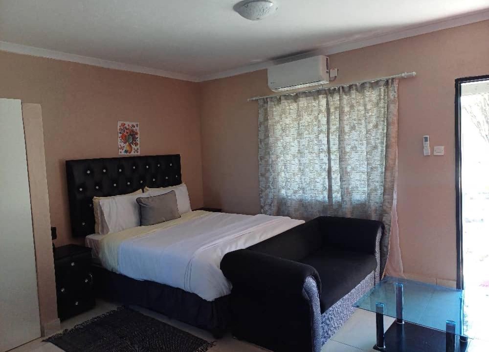 Photo of Bedroom in Maun