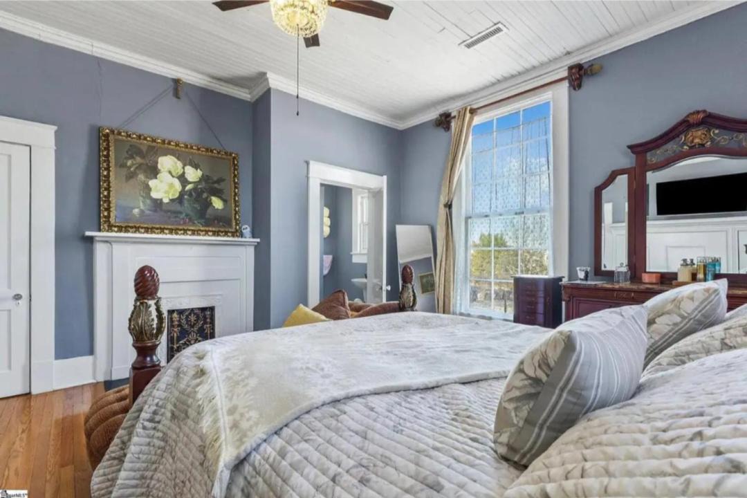 Photo of Bedroom in Anderson