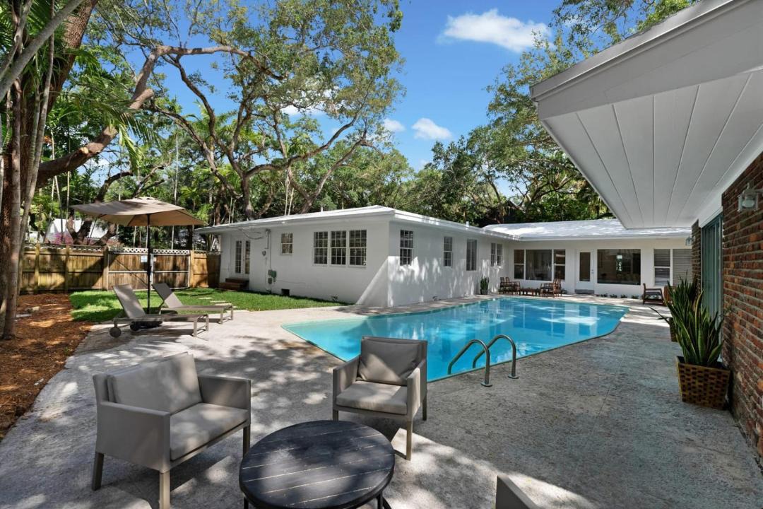 Photo of Others in Southwest Coconut Grove