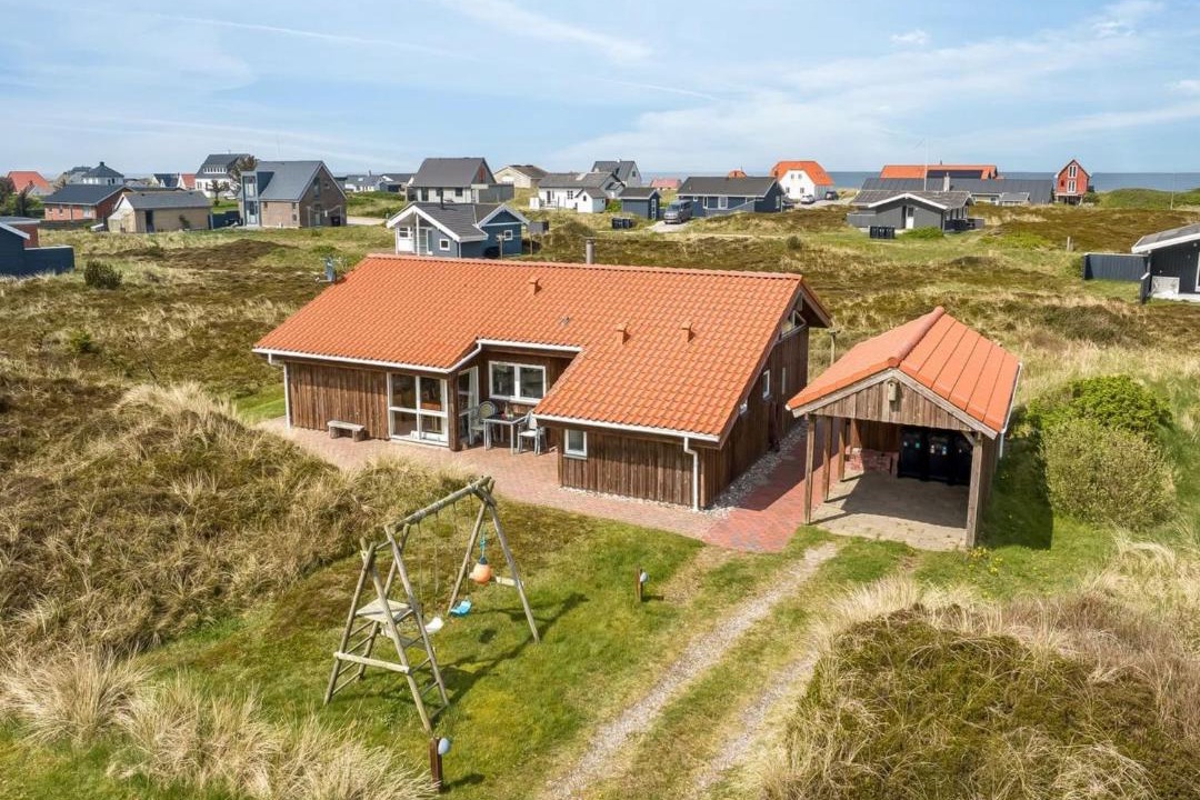 Photo of Others in Lild Strand