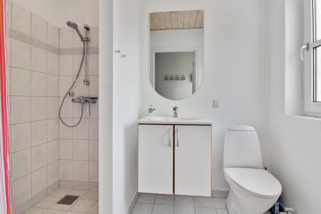 Photo of Bathroom in Lokken