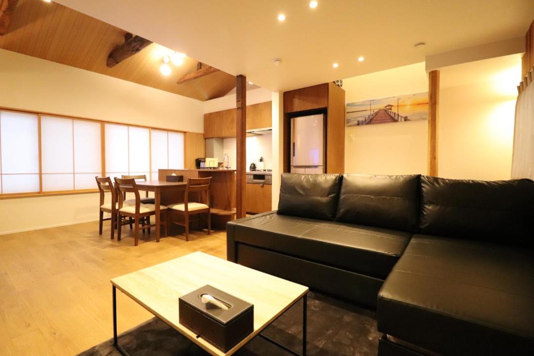 Photo of Livingroom in Higashishinsaibashi