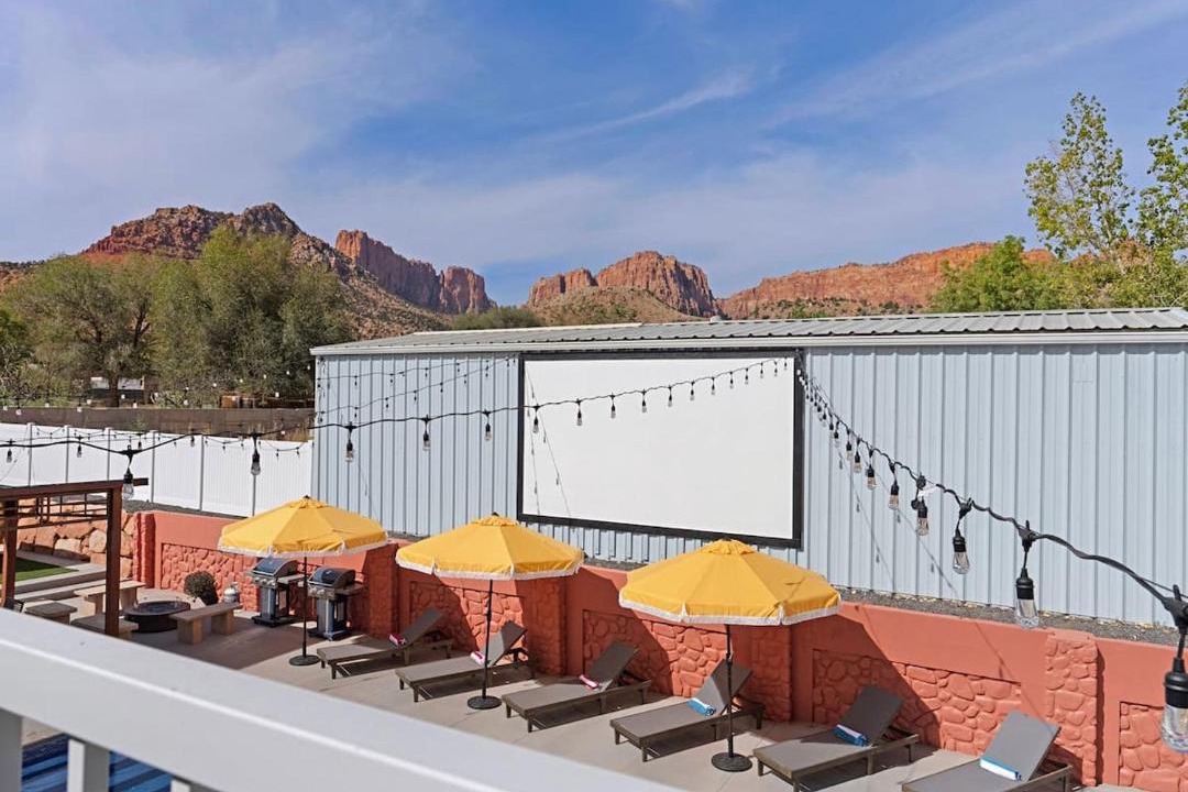 Photo of Others in Hildale