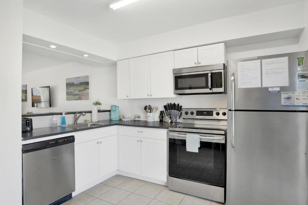 Photo of Kitchen in Surf Side Shores