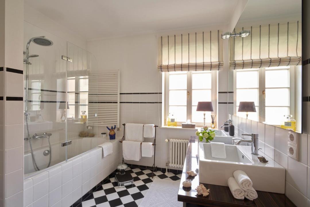 Photo of Bathroom in Berliner Vorstadt
