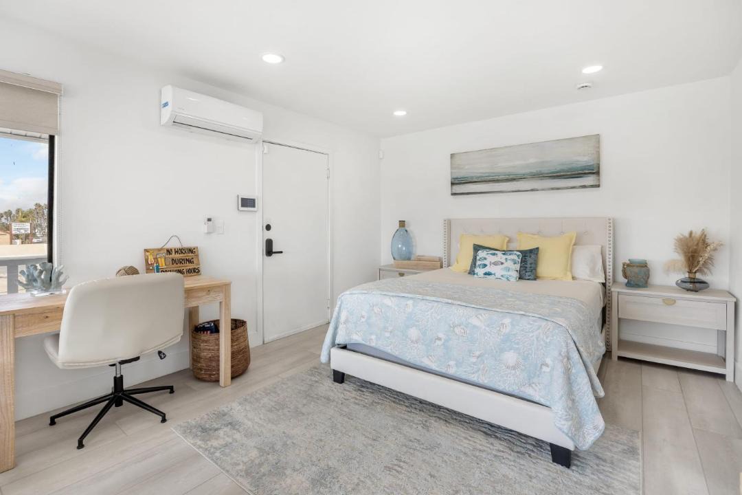 Photo of Bedroom in Huntington Beach