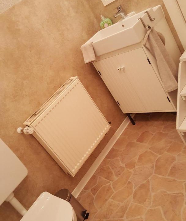 Photo of Bathroom in Loose